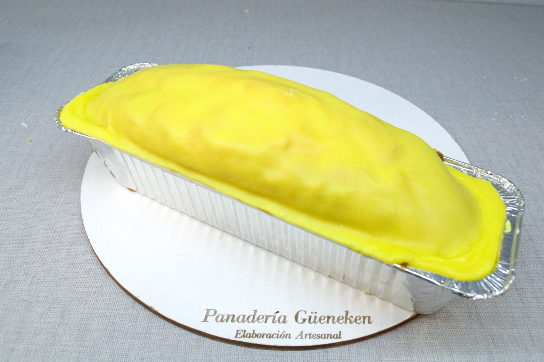 Budín de limón con glaseado amarillo, Panadería Güeneken Trelew.